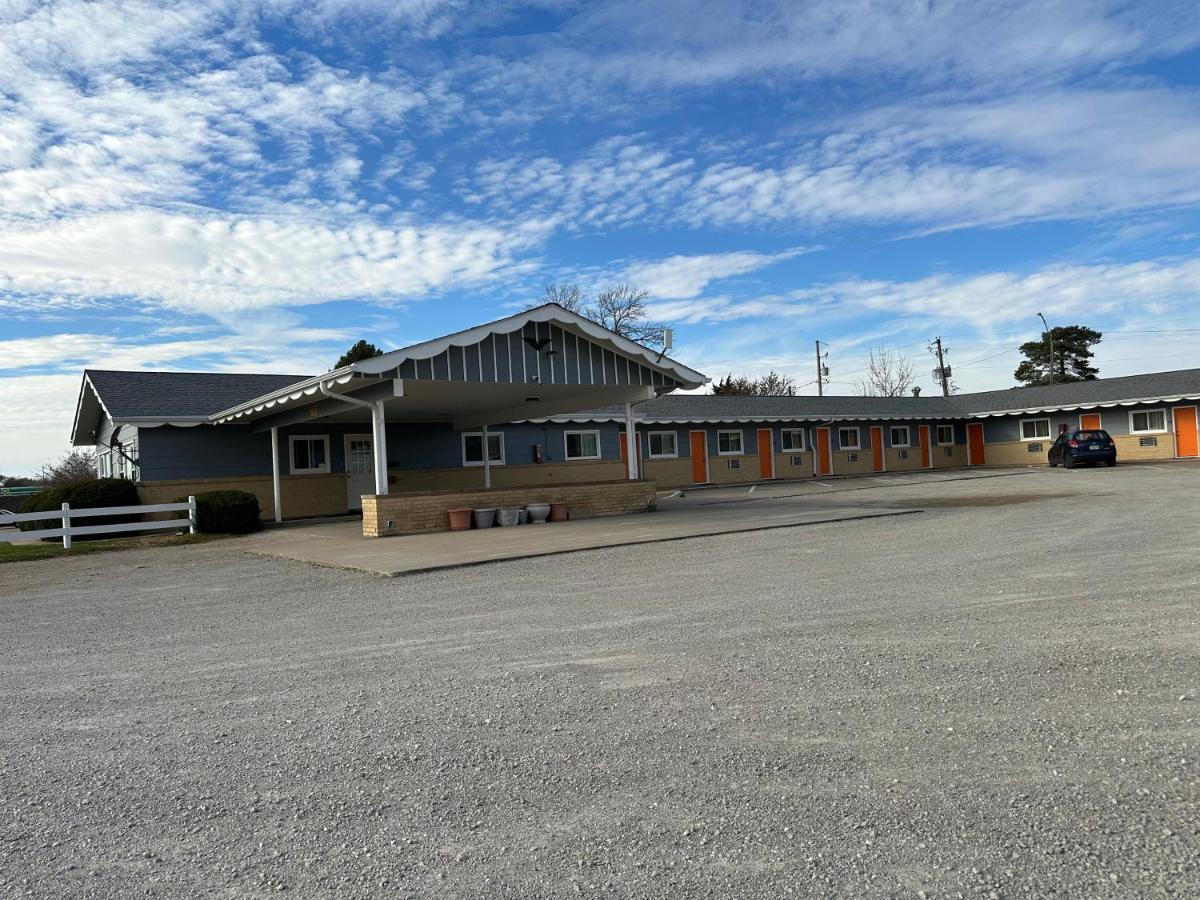Royal Rest Motel Chariton Экстерьер фото