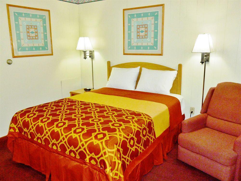 Royal Rest Motel Chariton Экстерьер фото