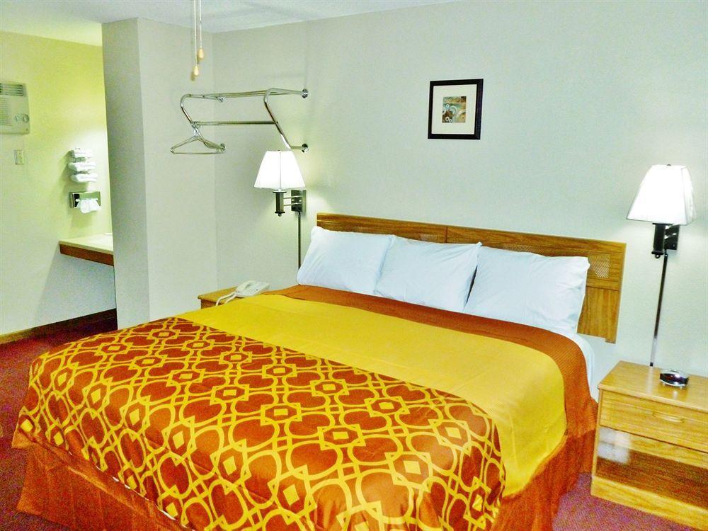 Royal Rest Motel Chariton Экстерьер фото