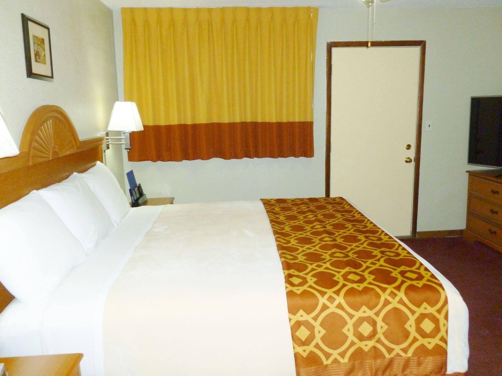 Royal Rest Motel Chariton Экстерьер фото