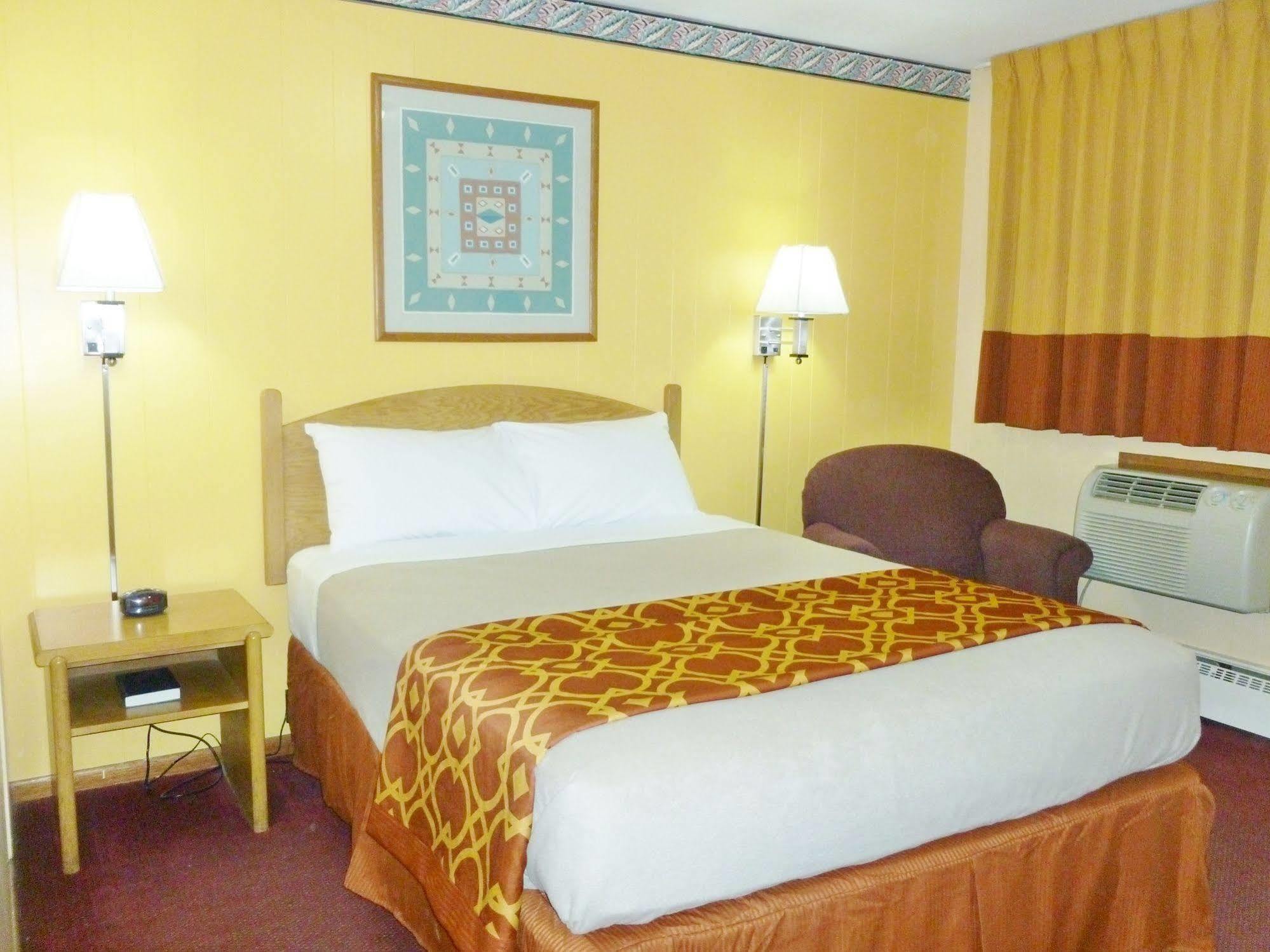 Royal Rest Motel Chariton Экстерьер фото