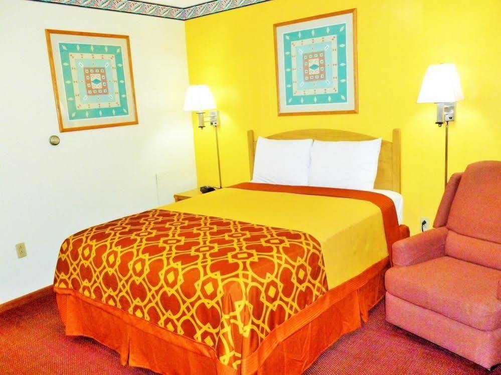 Royal Rest Motel Chariton Экстерьер фото
